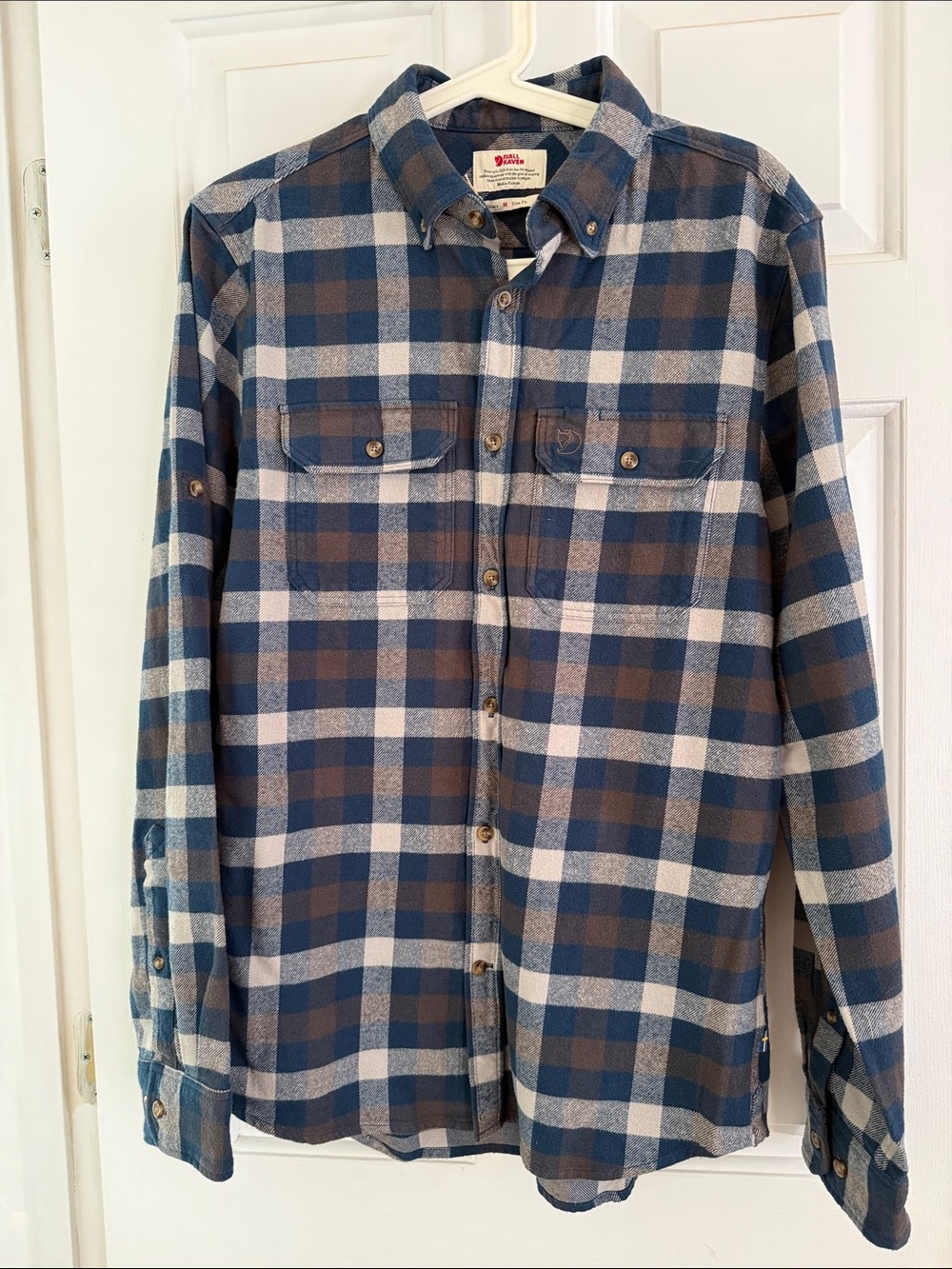 NWT Fjallraven Skog Slim Shirt Men's sz Medium Plaid Button-Down, Glacier Green